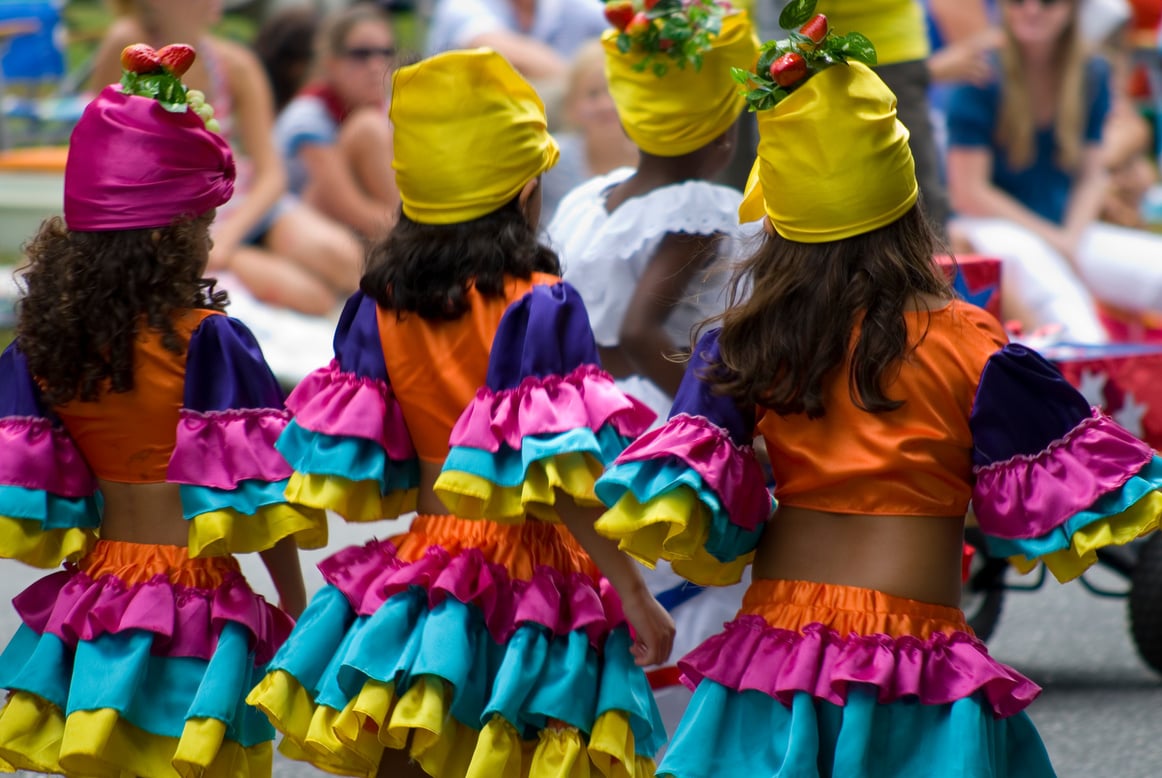 colorful dancers